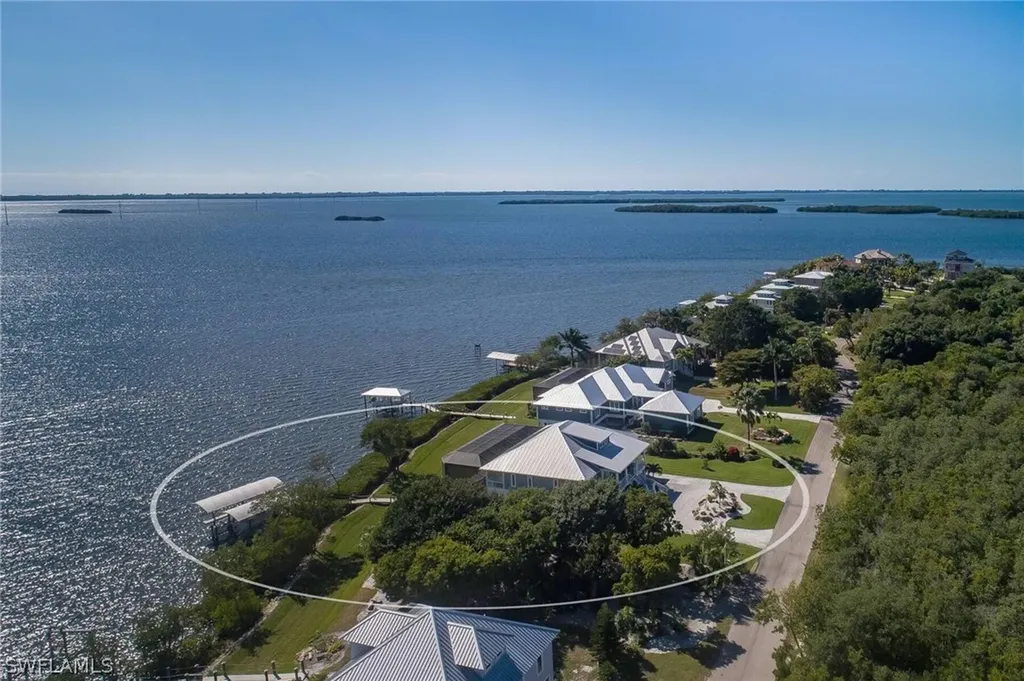 4761 Galt Island Avenue St. James City FL 33956