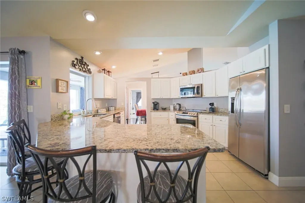 1021 NW 43rd Avenue Cape Coral FL 33993