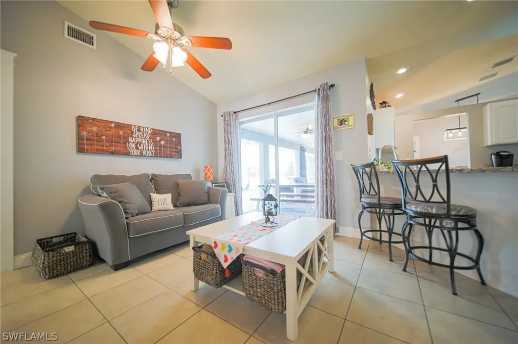 1021 NW 43rd Avenue Cape Coral FL 33993