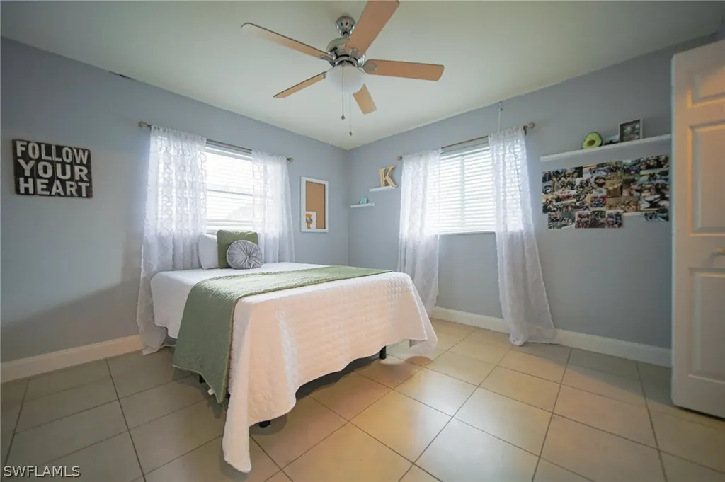 1021 NW 43rd Avenue Cape Coral FL 33993