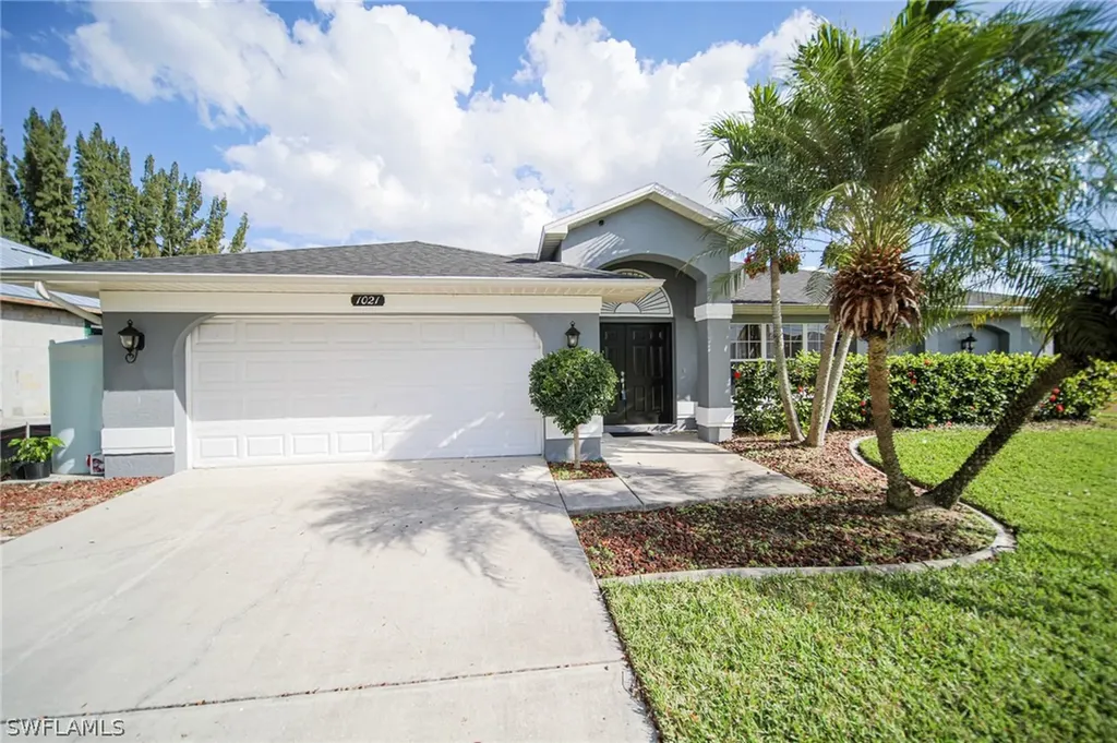 1021 NW 43rd Avenue Cape Coral FL 33993