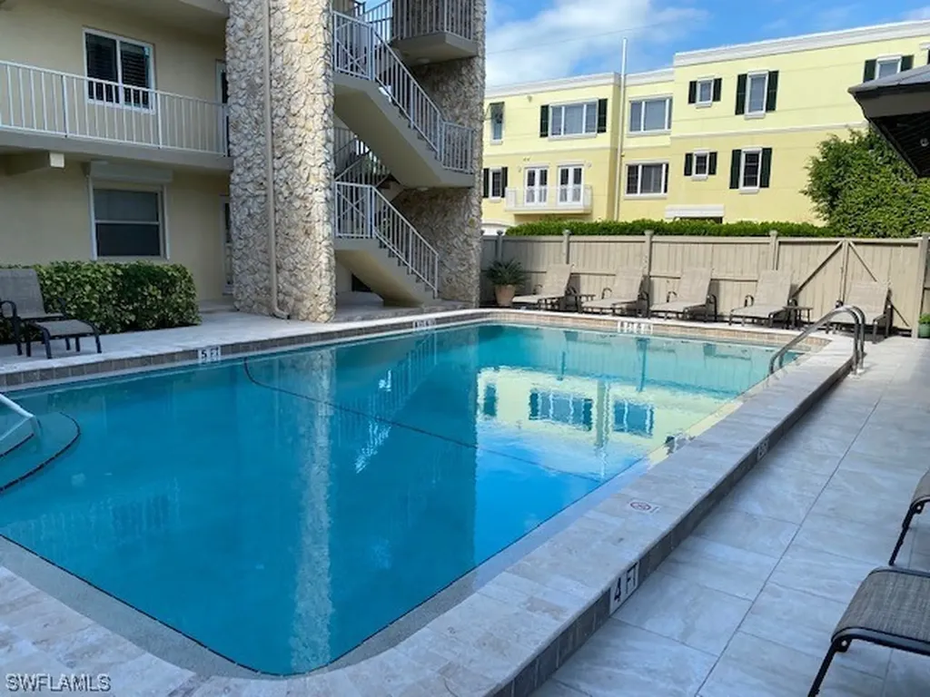 333 4th Avenue S Naples FL 34102