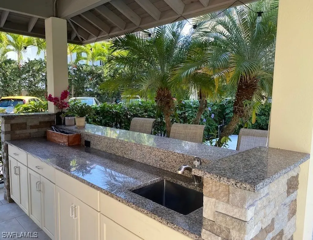 333 4th Avenue S Naples FL 34102