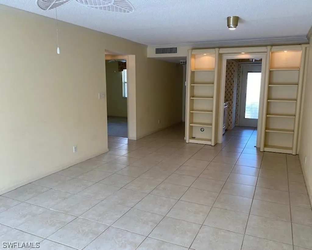 333 4th Avenue S Naples FL 34102