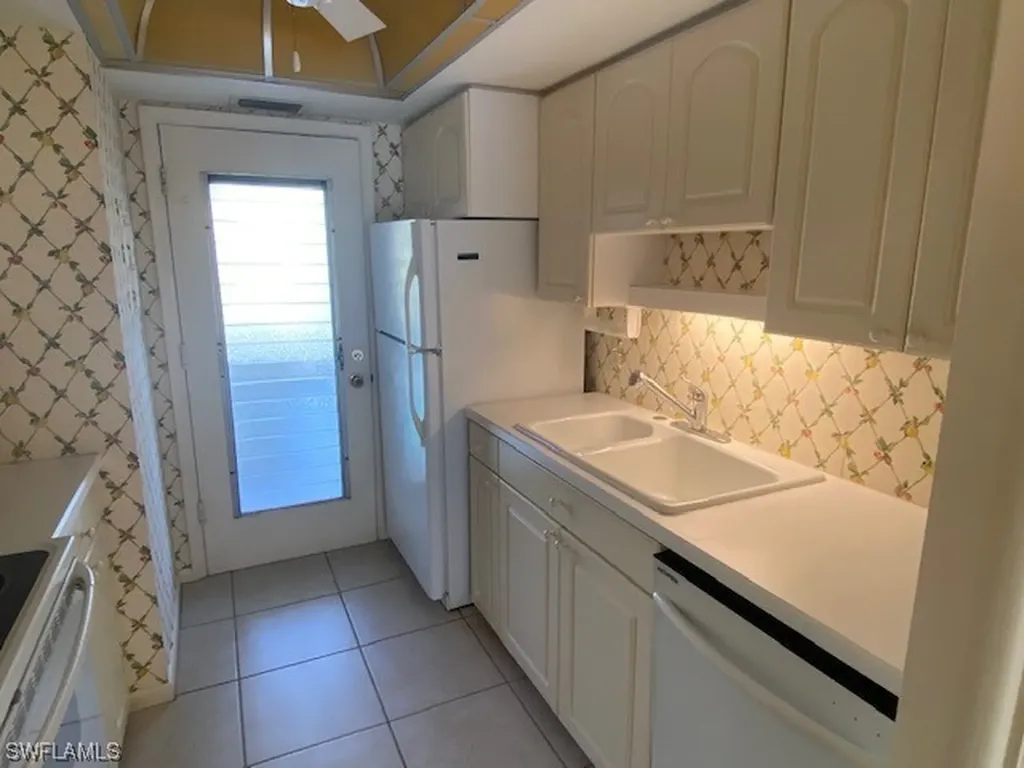 333 4th Avenue S Naples FL 34102