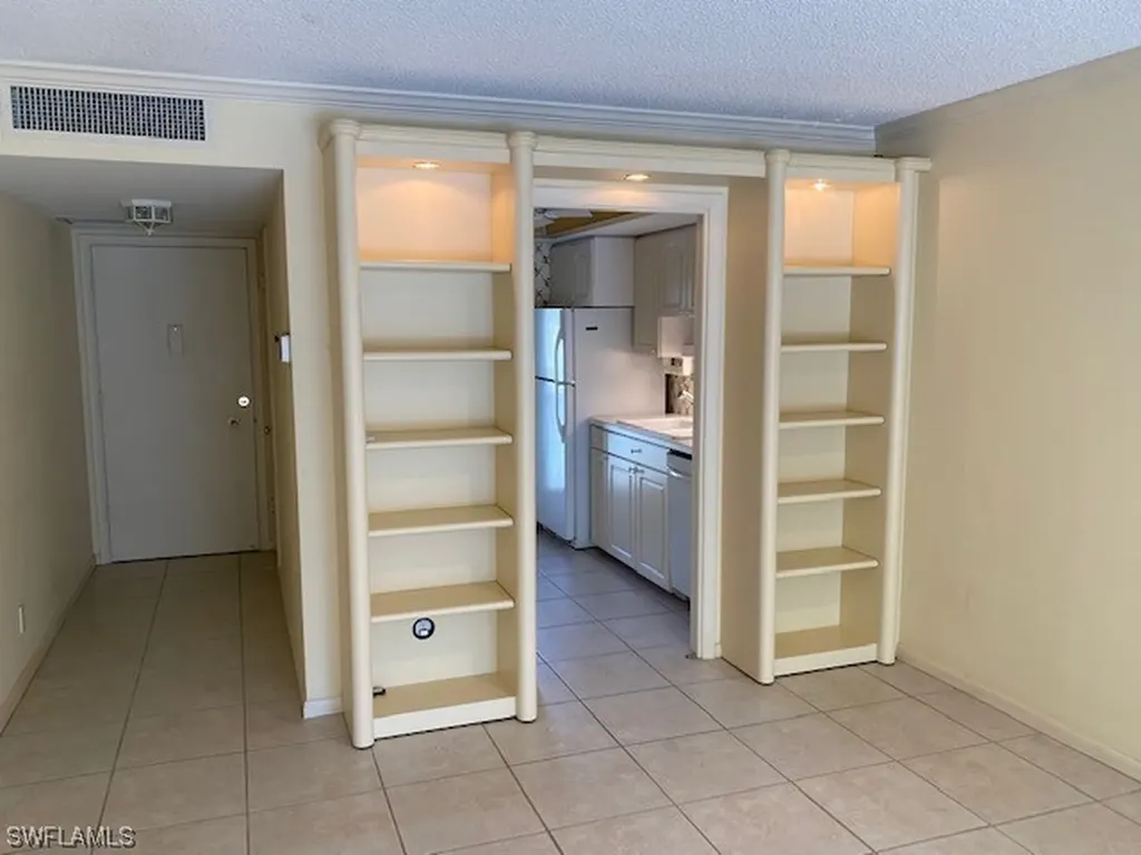 333 4th Avenue S Naples FL 34102