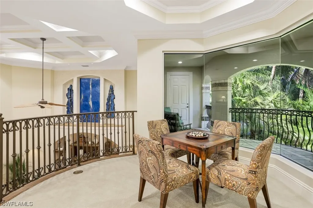 33 3rd Street S Naples FL 34102