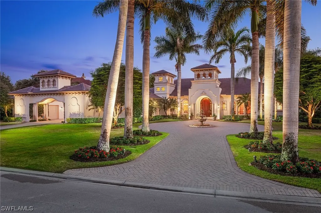 2124 Canna Way Naples FL 34105