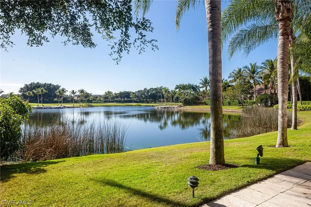 2124 Canna Way Naples FL 34105