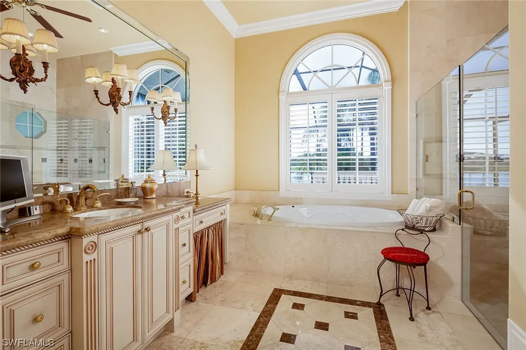 2124 Canna Way Naples FL 34105