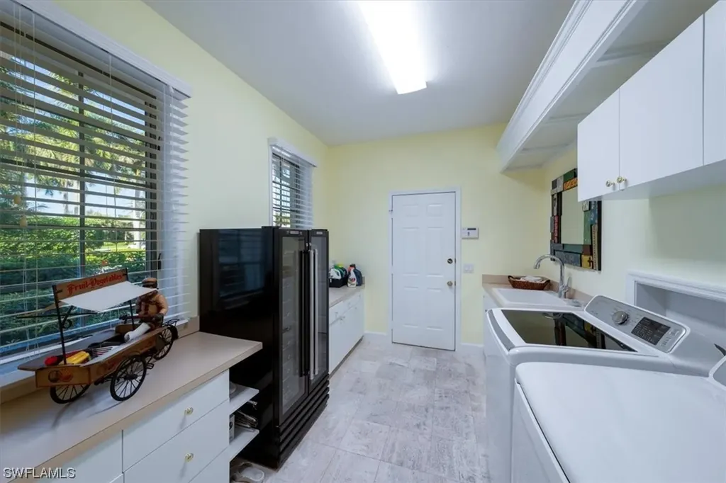 735 Saint Georges Court Naples FL 34110