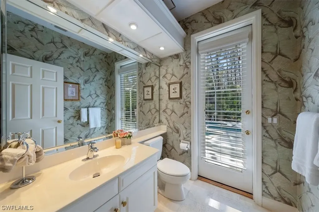 735 Saint Georges Court Naples FL 34110
