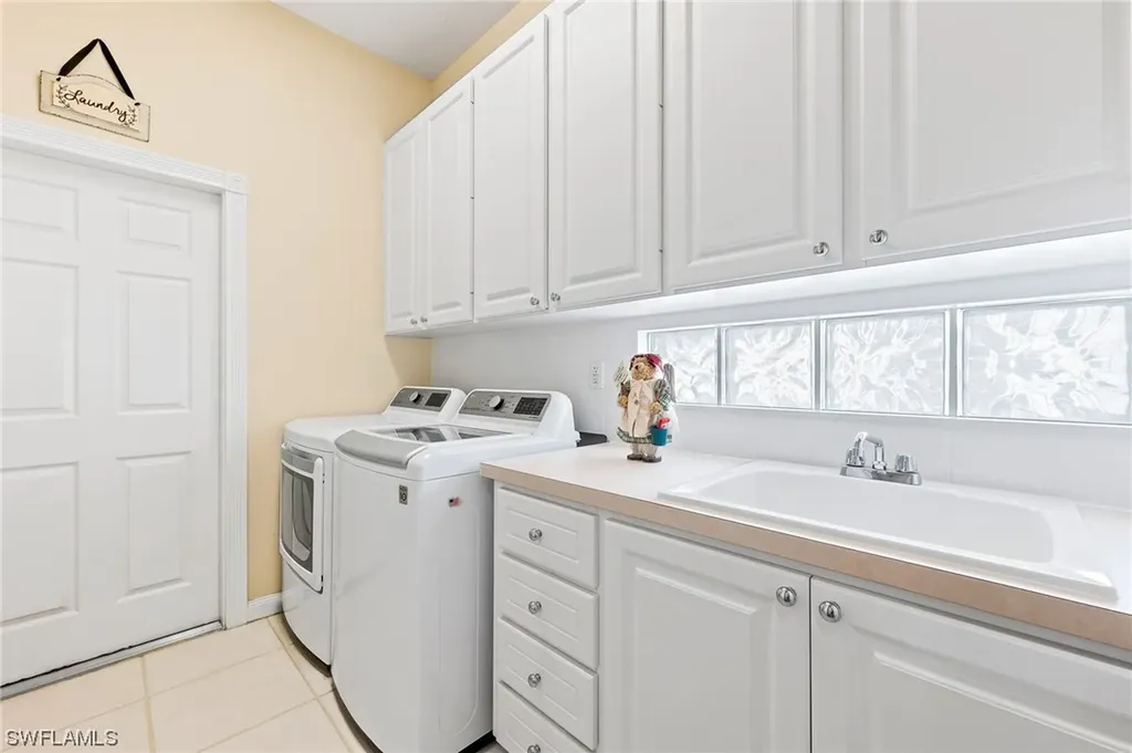 2869 Hatteras Way Naples FL 34119