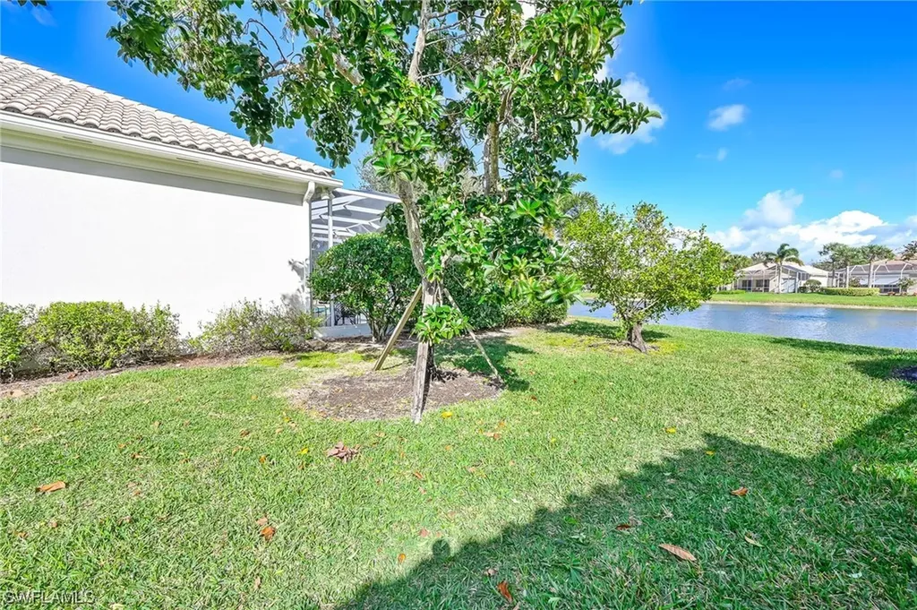 2869 Hatteras Way Naples FL 34119