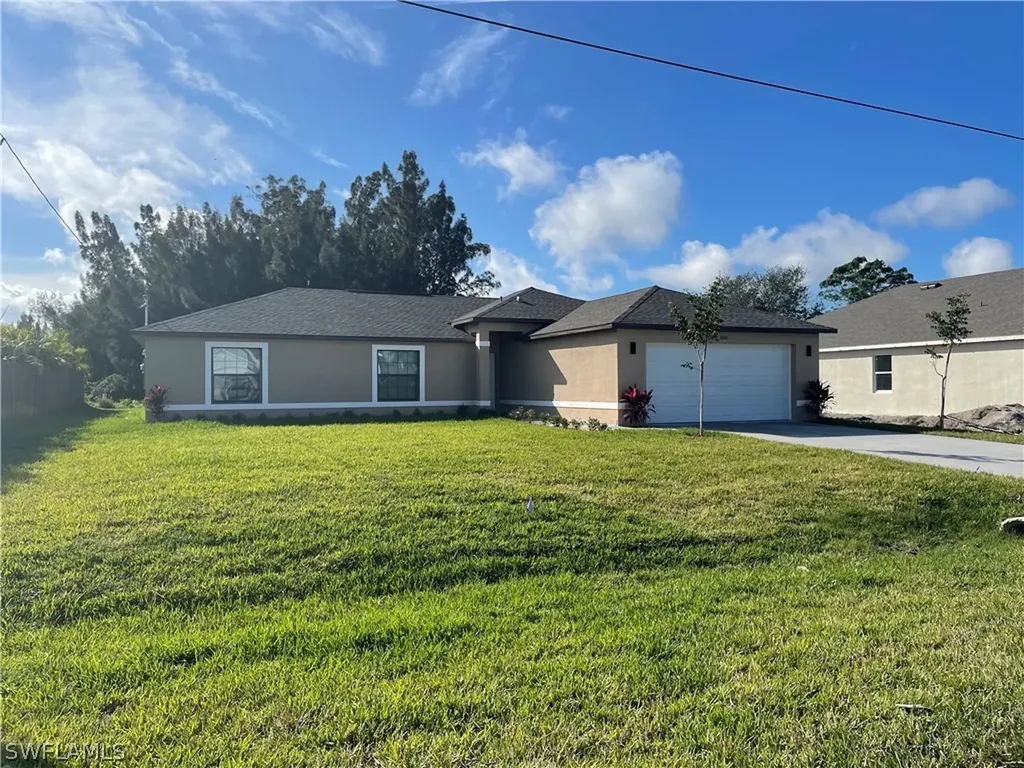 2000 SW 3rd Street Cape Coral FL 33991