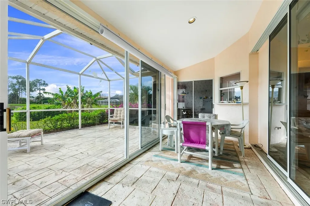 6637 Vancouver Lane Naples FL 34104