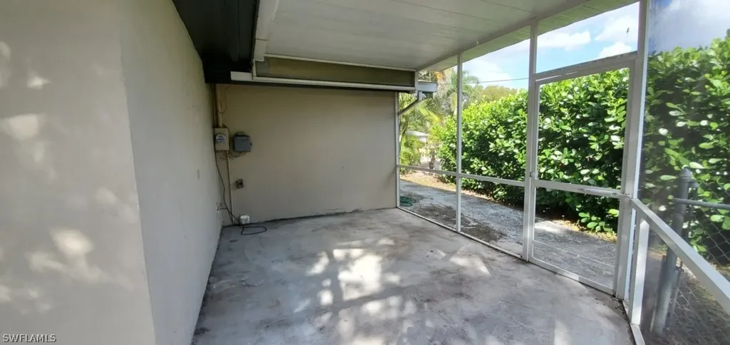 1408 Charles Court S Fort Myers FL 33919