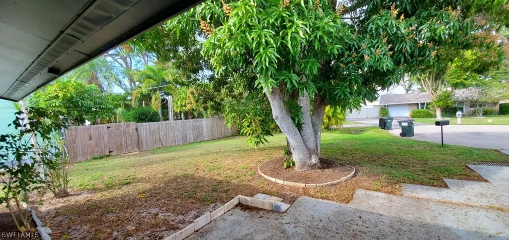 1408 Charles Court S Fort Myers FL 33919