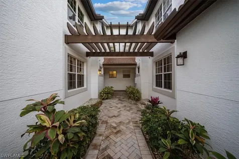 2515 Talon Court Naples FL 34105