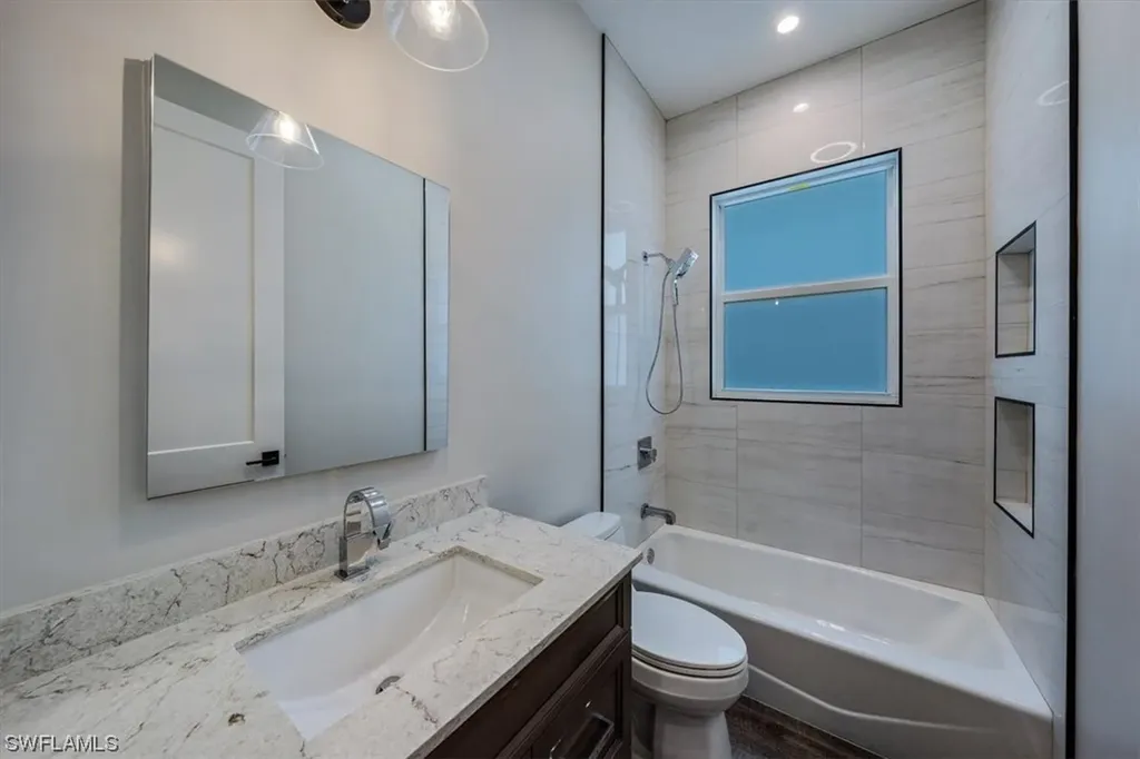 6900 Lone Oak Boulevard Naples FL 34109