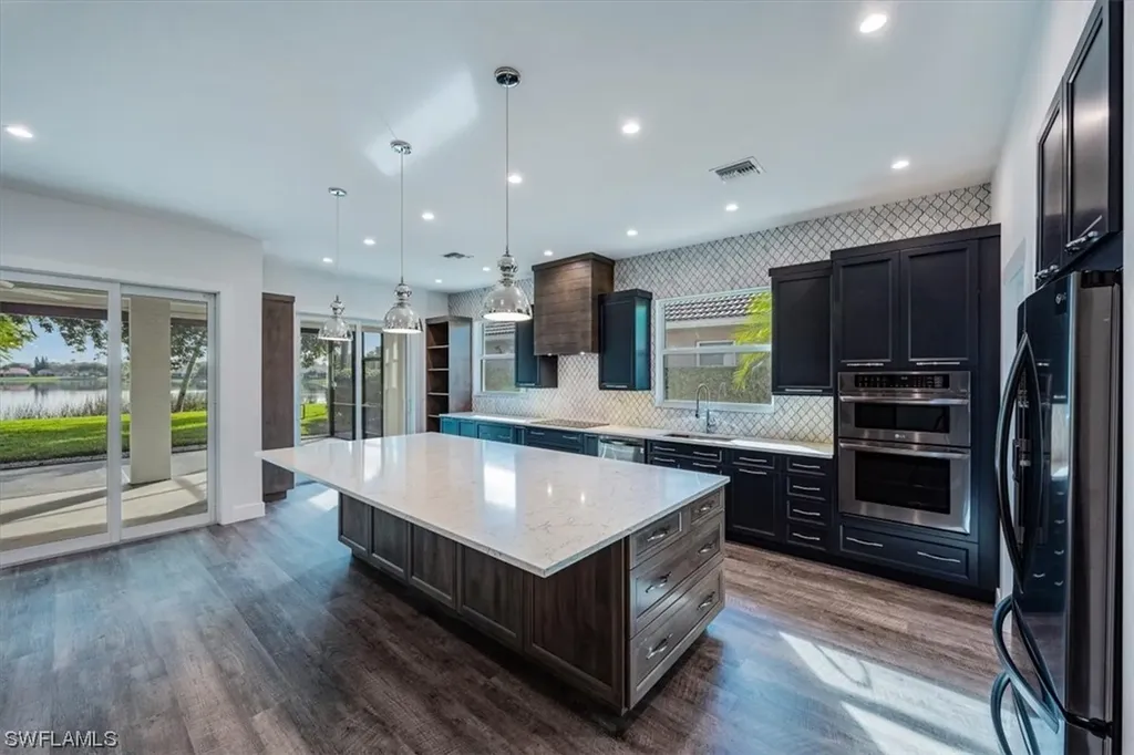 6900 Lone Oak Boulevard Naples FL 34109