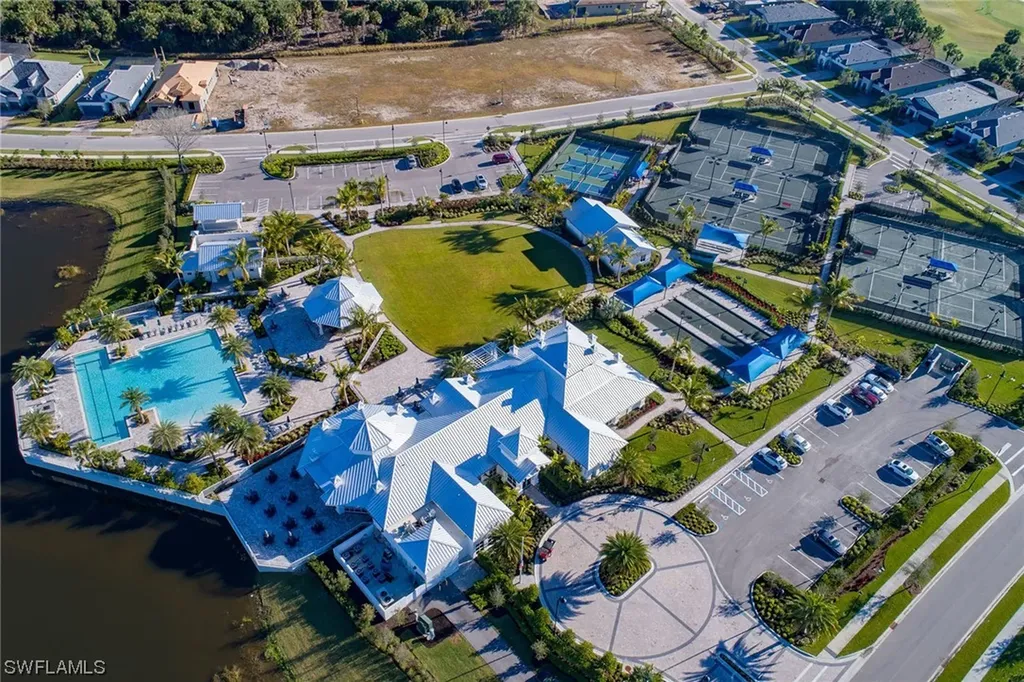 9769 Willet Court Naples FL 34120