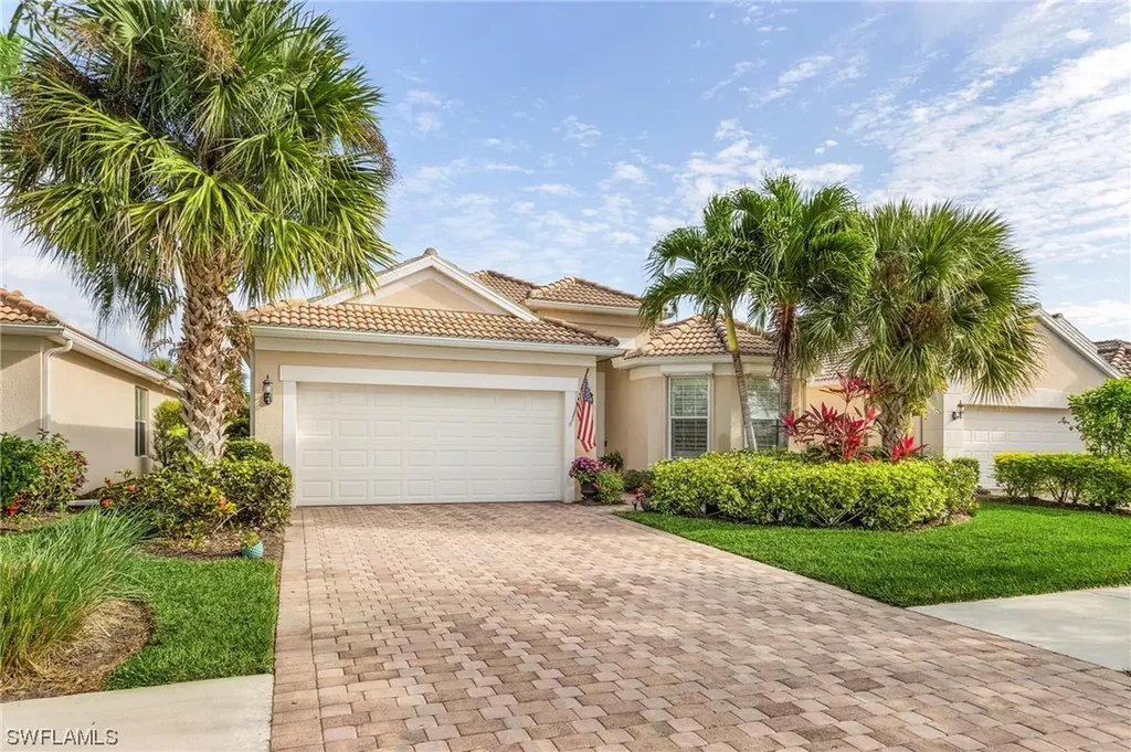 8622 Veronawalk Circle Naples FL 34114