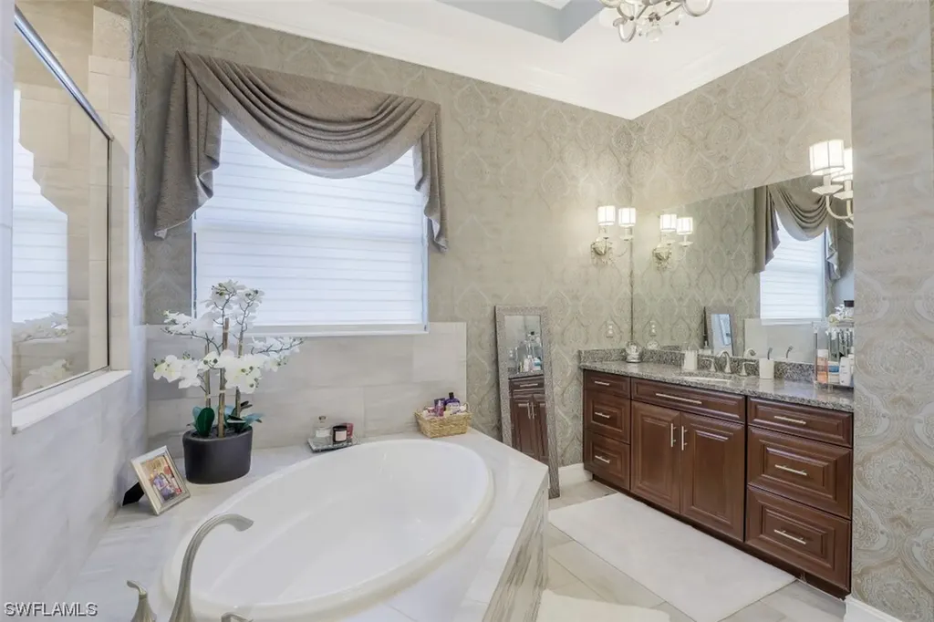 1600 Mockingbird Drive Naples FL 34120