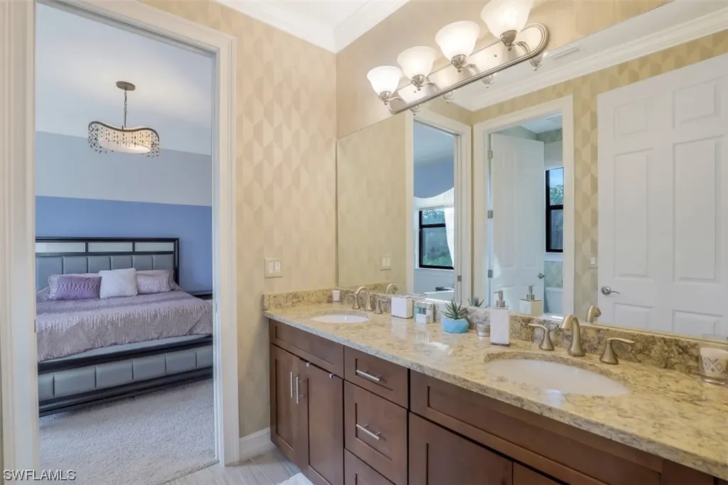 1600 Mockingbird Drive Naples FL 34120