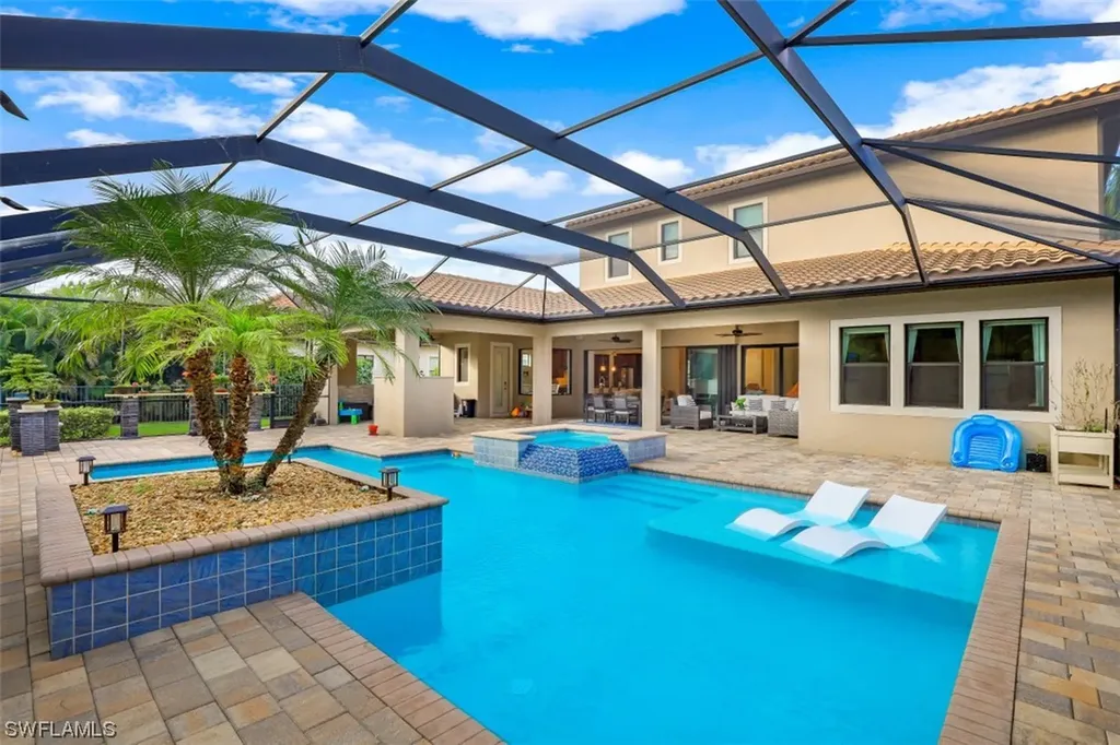 1600 Mockingbird Drive Naples FL 34120