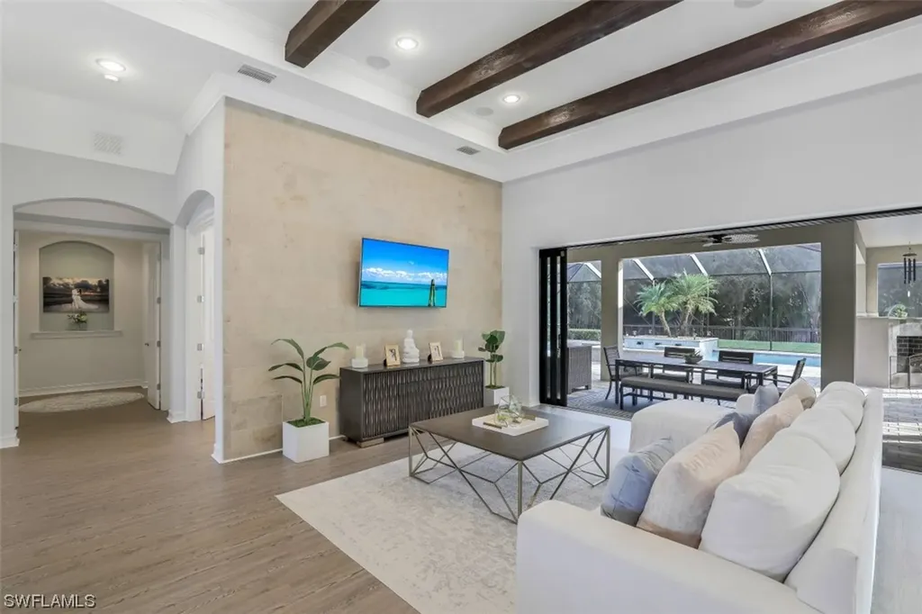 1600 Mockingbird Drive Naples FL 34120