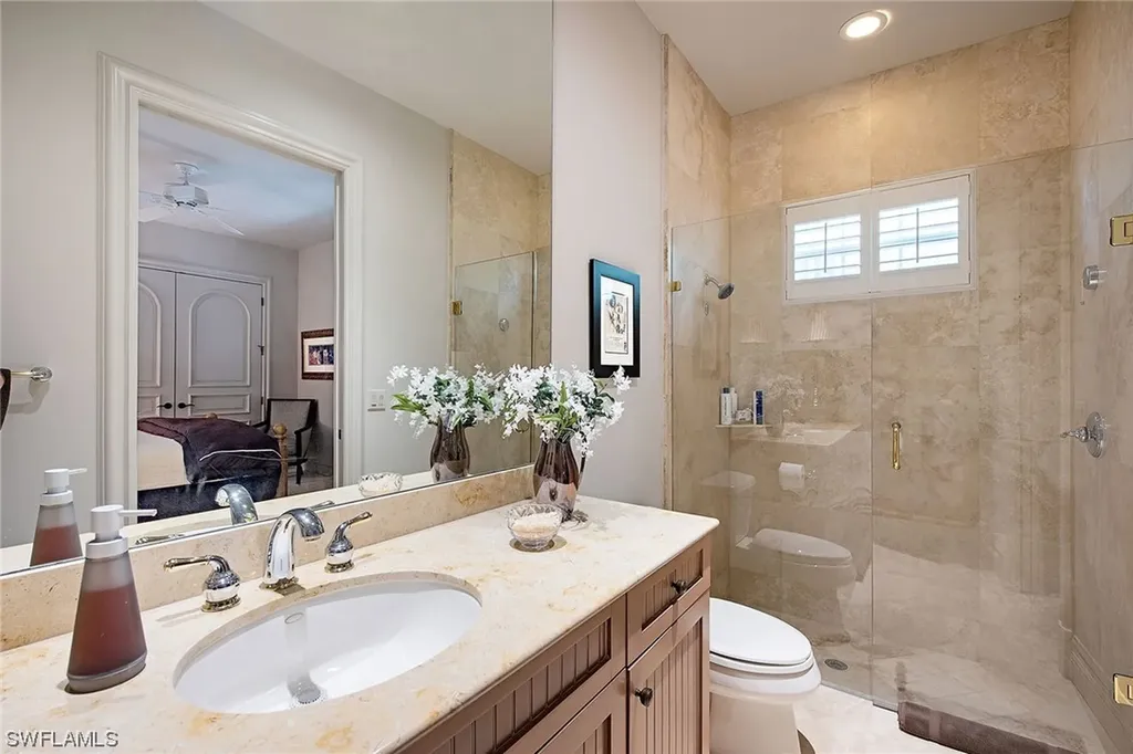 538 Riviera Drive Naples FL 34103