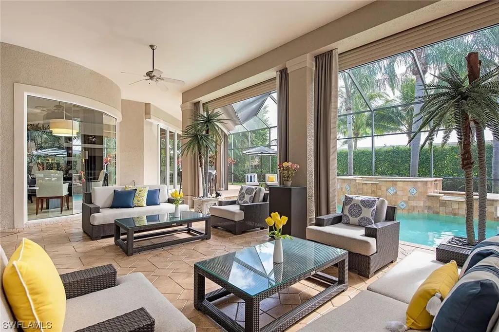 538 Riviera Drive Naples FL 34103