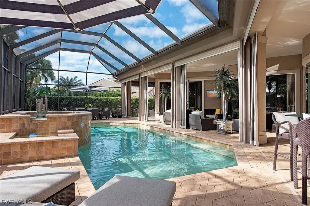 538 Riviera Drive Naples FL 34103