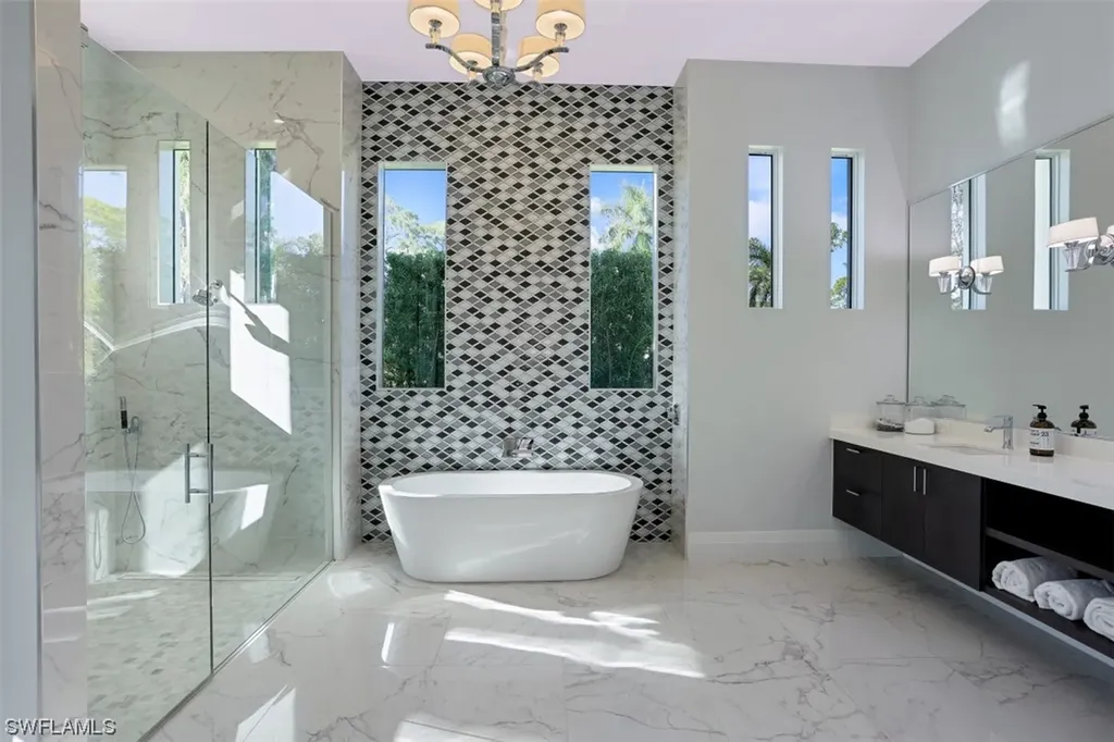 600 Gordonia Road Naples FL 34108