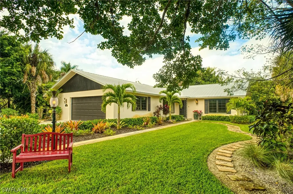 4737 Rue Belle Mer Sanibel FL 33957