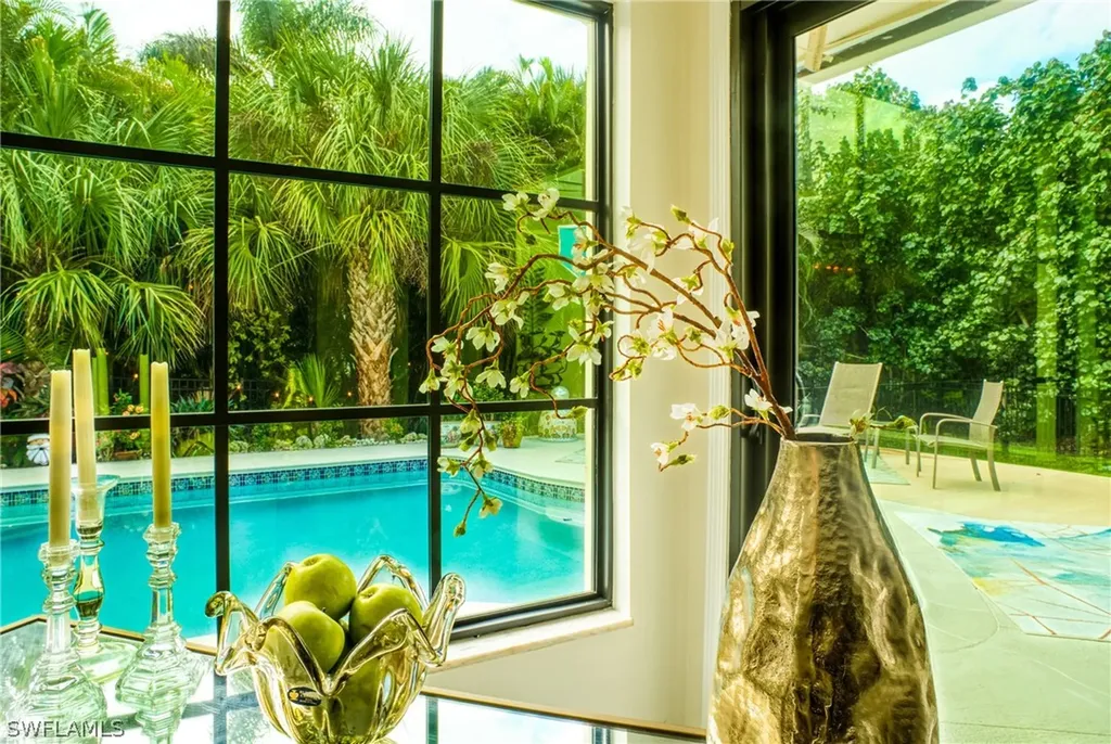 4737 Rue Belle Mer Sanibel FL 33957