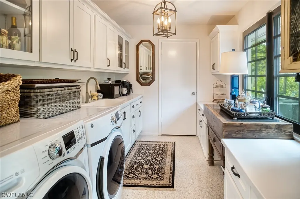 4737 Rue Belle Mer Sanibel FL 33957
