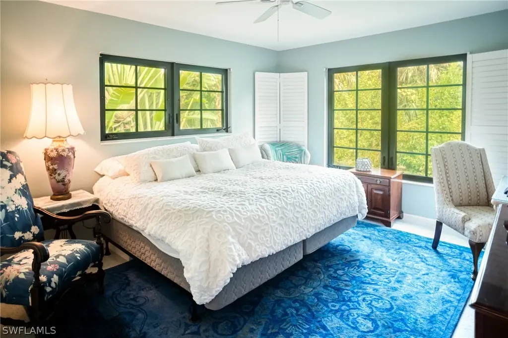 4737 Rue Belle Mer Sanibel FL 33957