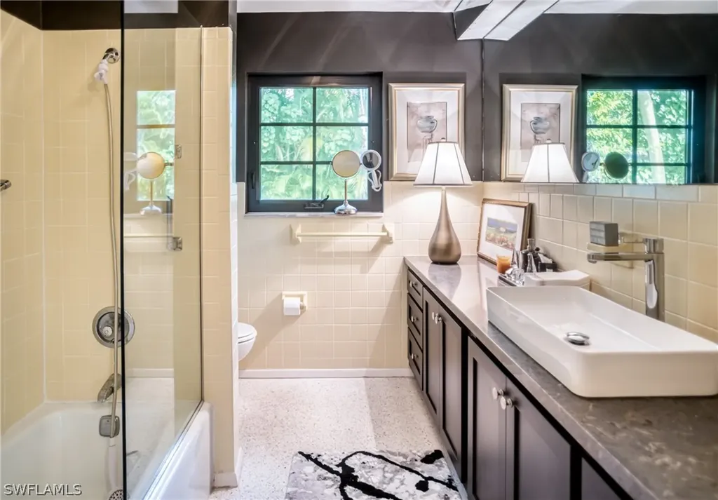 4737 Rue Belle Mer Sanibel FL 33957