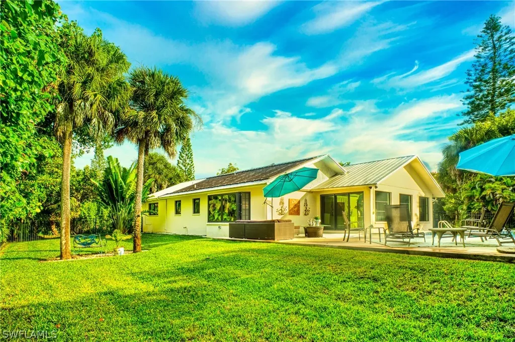 4737 Rue Belle Mer Sanibel FL 33957