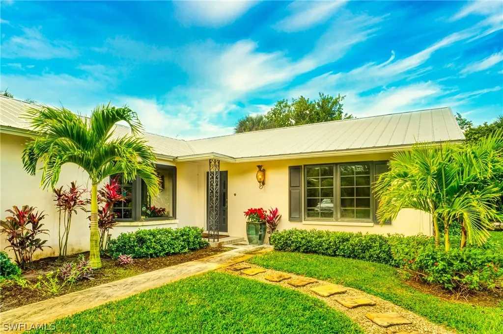4737 Rue Belle Mer Sanibel FL 33957