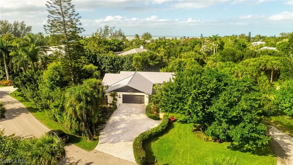 4737 Rue Belle Mer Sanibel FL 33957