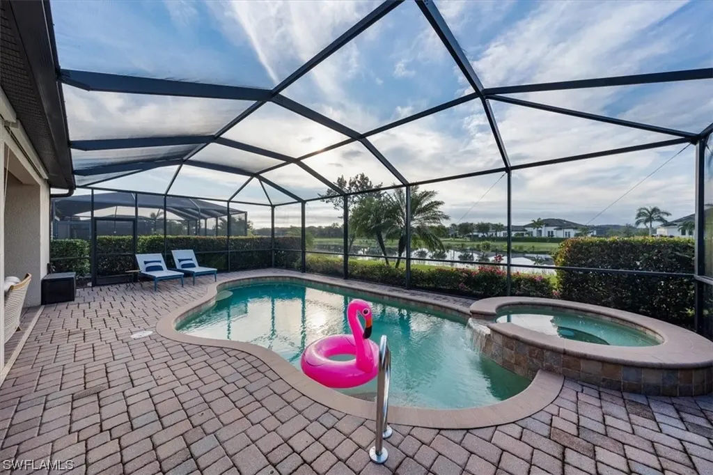 12534 Fenhurst Way Naples FL 34120