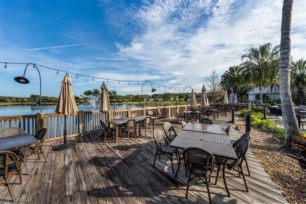 12534 Fenhurst Way Naples FL 34120