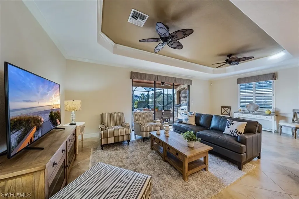 12534 Fenhurst Way Naples FL 34120