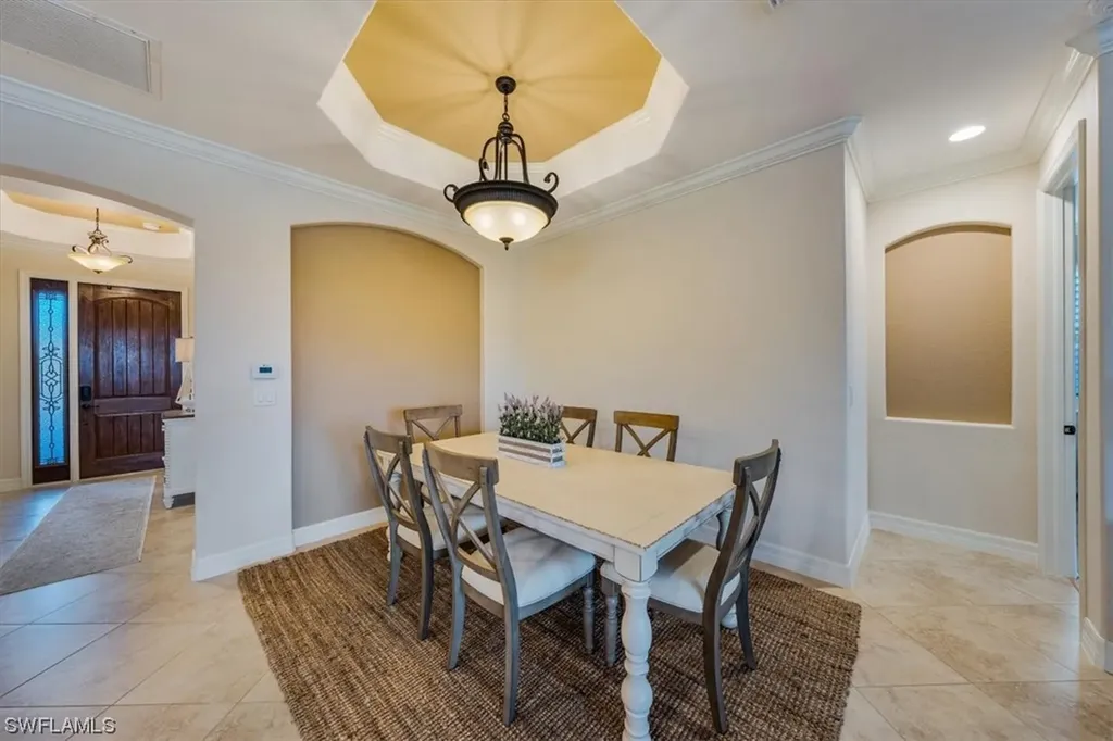 12534 Fenhurst Way Naples FL 34120