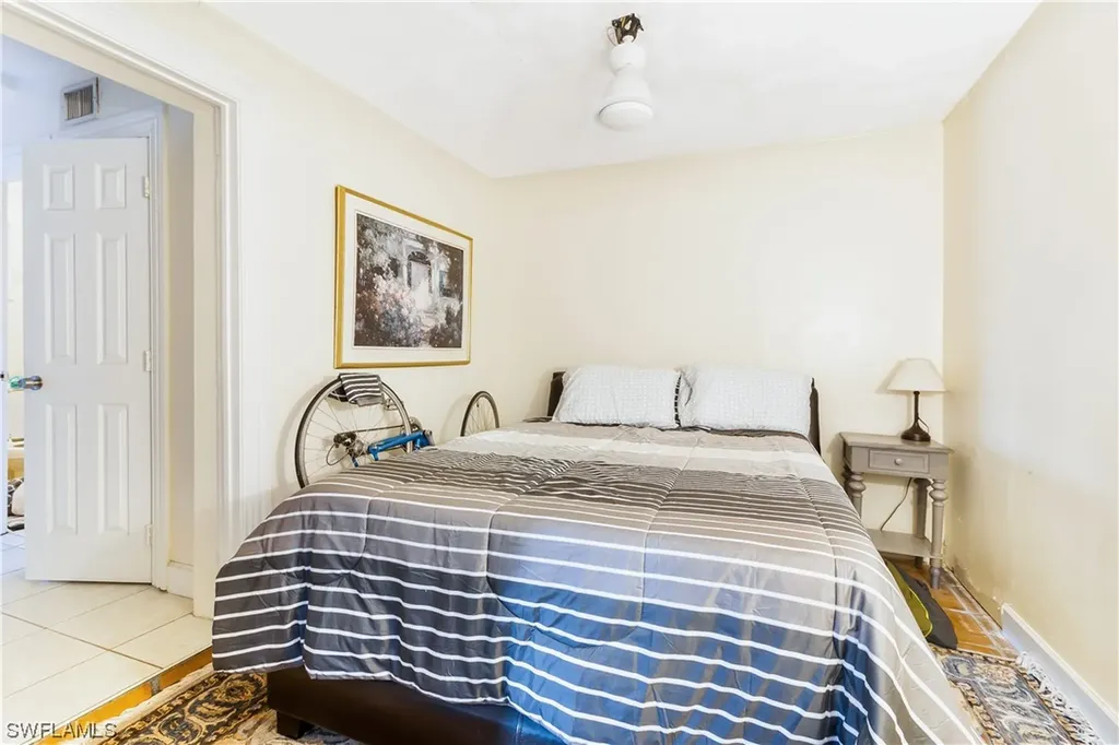 2716 Linwood Avenue Naples FL 34112