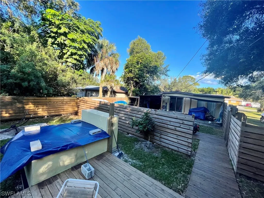 2716 Linwood Avenue Naples FL 34112