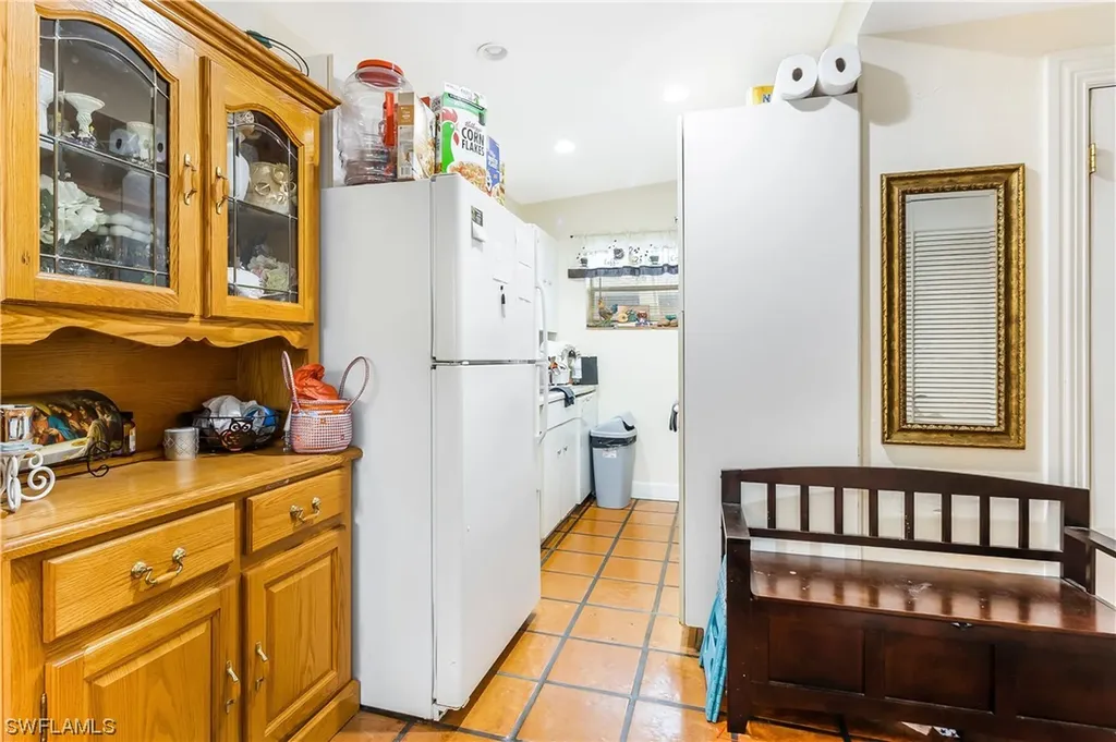 2716 Linwood Avenue Naples FL 34112